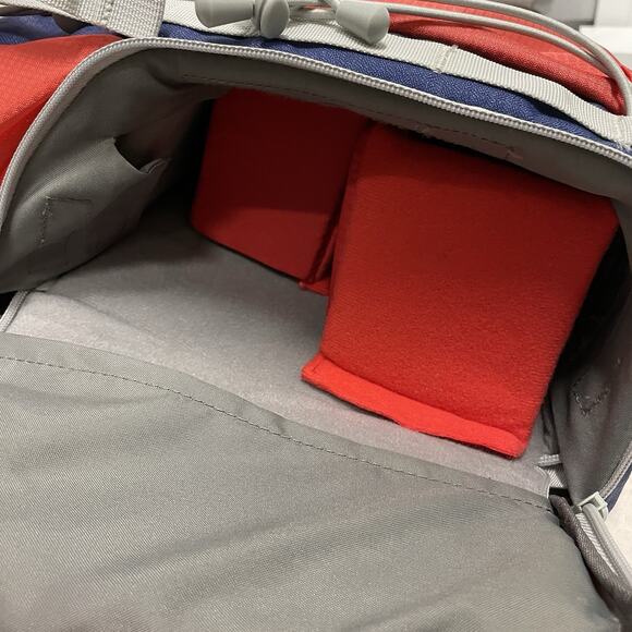 Manfrotto Offroad Hiking Camera Backpack in Red/Blue - 30L - Padded Pockets Bag - Picture 9 of 9